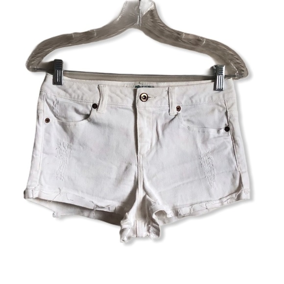 Forever 21 White Jean Shorts - Picture 2 of 7